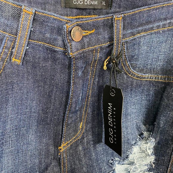 GJG Denim Short in Dark Denim - Picture 4 of 7